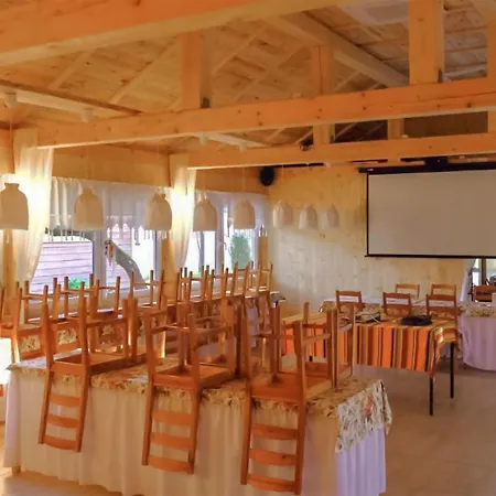Stunning Apartment In Stojcino With Sauna *